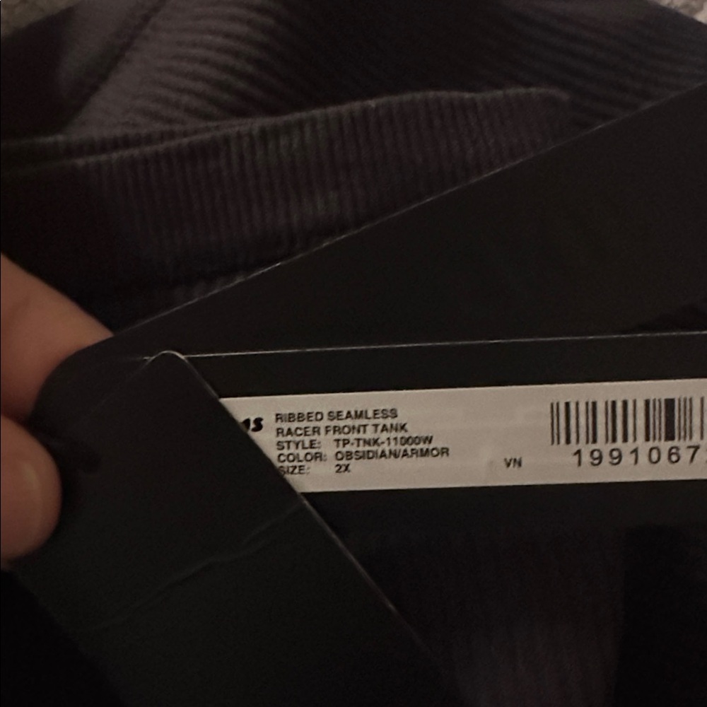 Skims x Nike Ribbed Seamless Racer‎ Front Tank - Picture 5 of 8